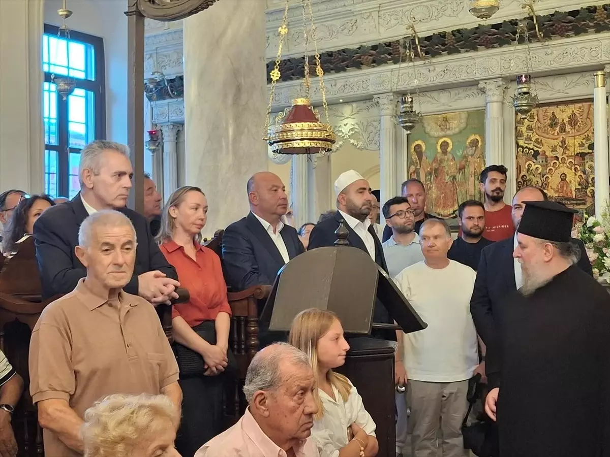 Bozcaada’daki Meryem Ana Kilisesi Yeniden Açıldı
