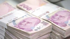 200 lirayla kuyumcuya gitti hesap yapti fark akil almaz 4FdzAAP9.jpg