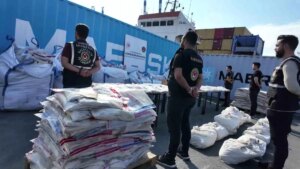 istanbul ambarli limaninda 17 ton kokain sergilendi c2dDrOQg.jpg