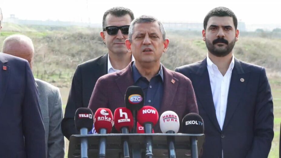 ozgur ozelden lutfu savasa tehdit AsUWVLqA.jpg